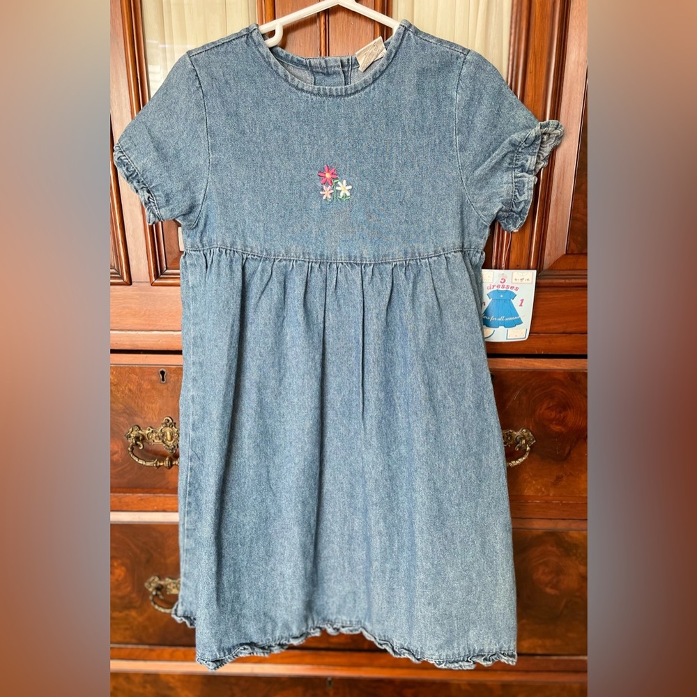 NWT Girl's 5 Piece Ruffled Denim Dress w/Collars for Any Occasion  Sz 3T